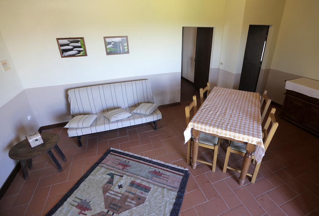 Castello Di Selvole (Adults Only) Guest House Vagliagli ภายนอก รูปภาพ