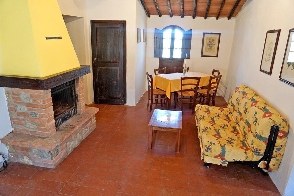 Castello Di Selvole (Adults Only) Guest House Vagliagli ภายนอก รูปภาพ