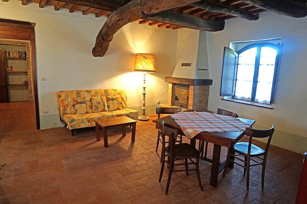 Castello Di Selvole (Adults Only) Guest House Vagliagli ภายนอก รูปภาพ